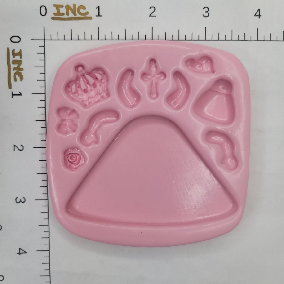 F#142 Little Saint silicone Mold